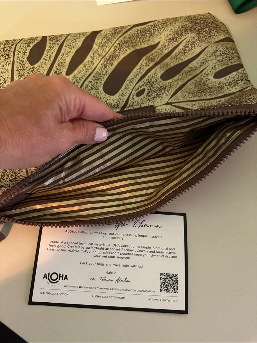 ALOHA Brown & Cream Palm Leaf Reversible Zip Mid Pouch